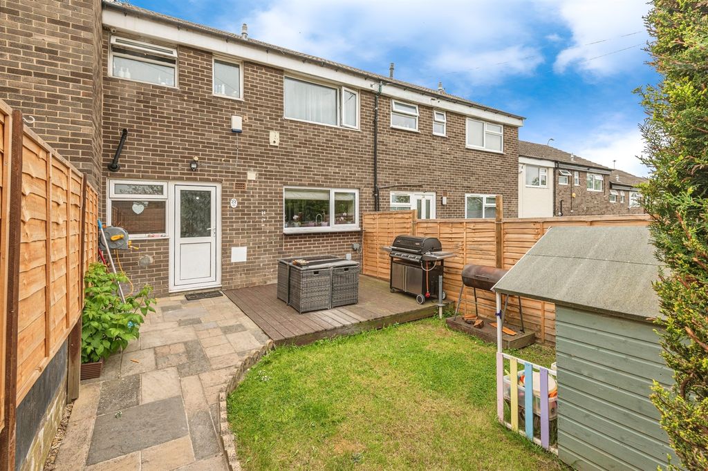 Property photo 1 of 17