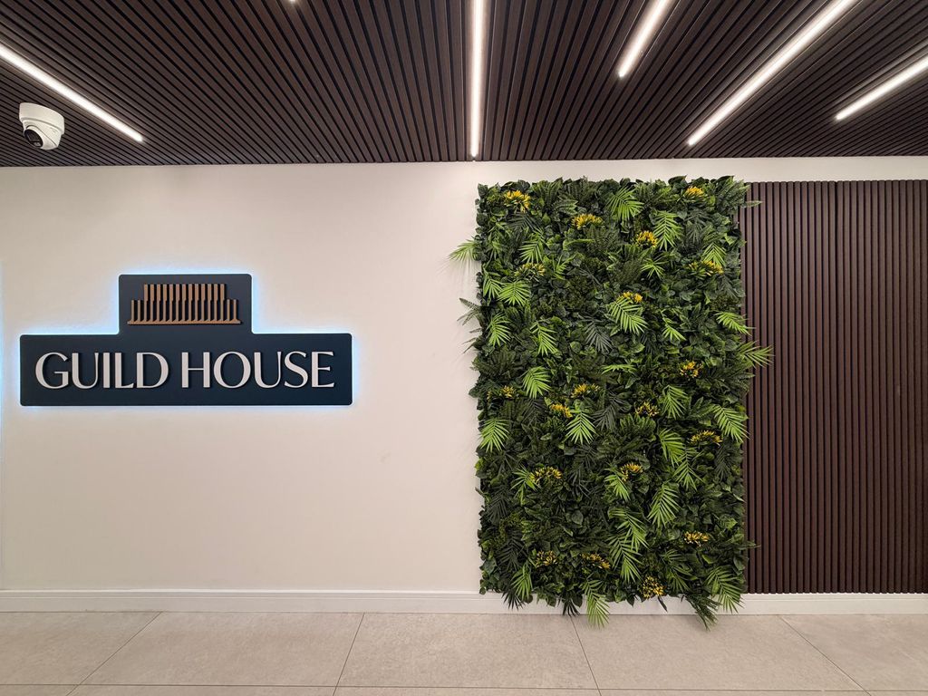 Property photo 1 of 18 Image