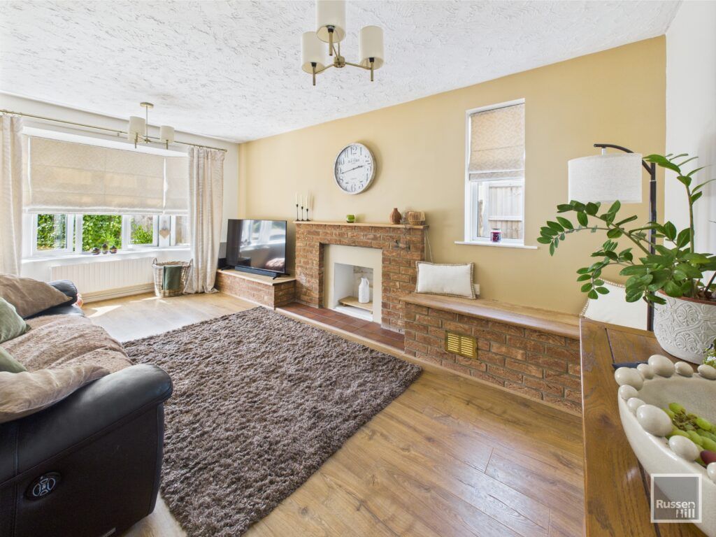 Property photo 3 of 17