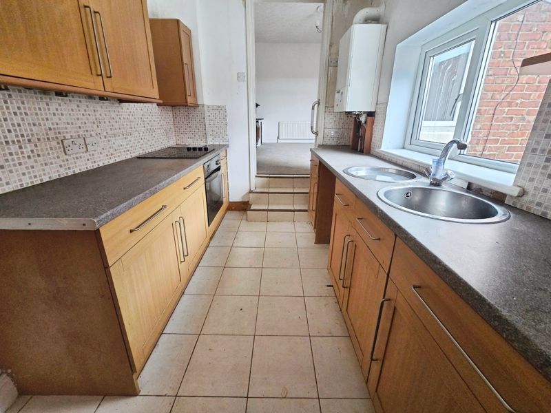 Property photo 2 of 7 Photo 3