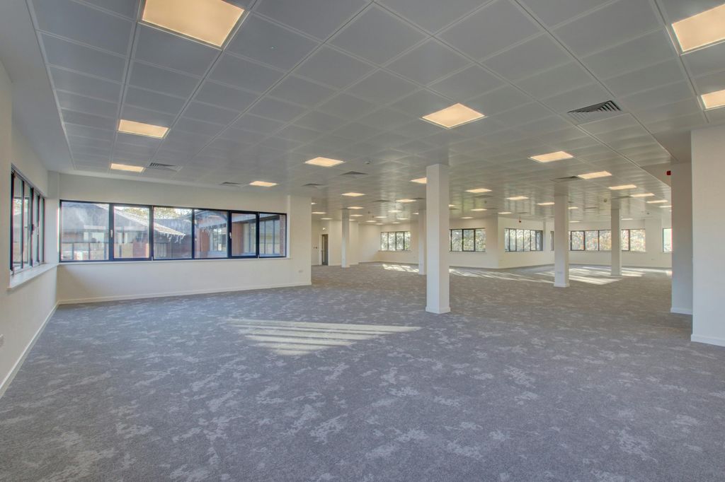 Property photo 3 of 6 L7D_7906_7_8_Fusioninterior.Jpg