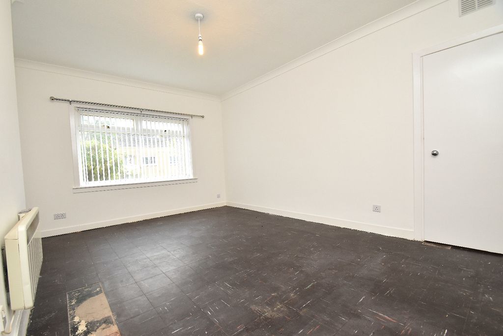 Property photo 3 of 16 5439284