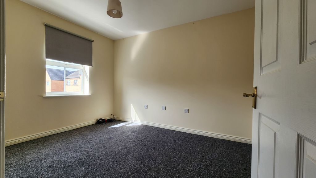 Property photo 2 of 8 Photo 2