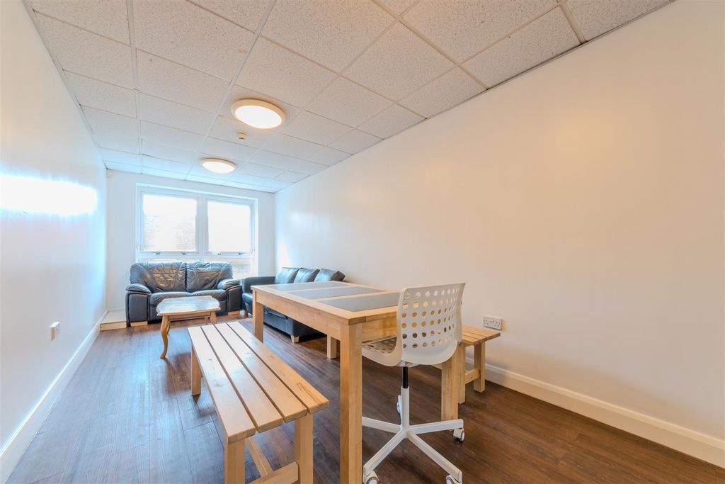 Property photo 3 of 16 Dsc_0035-2.Jpg