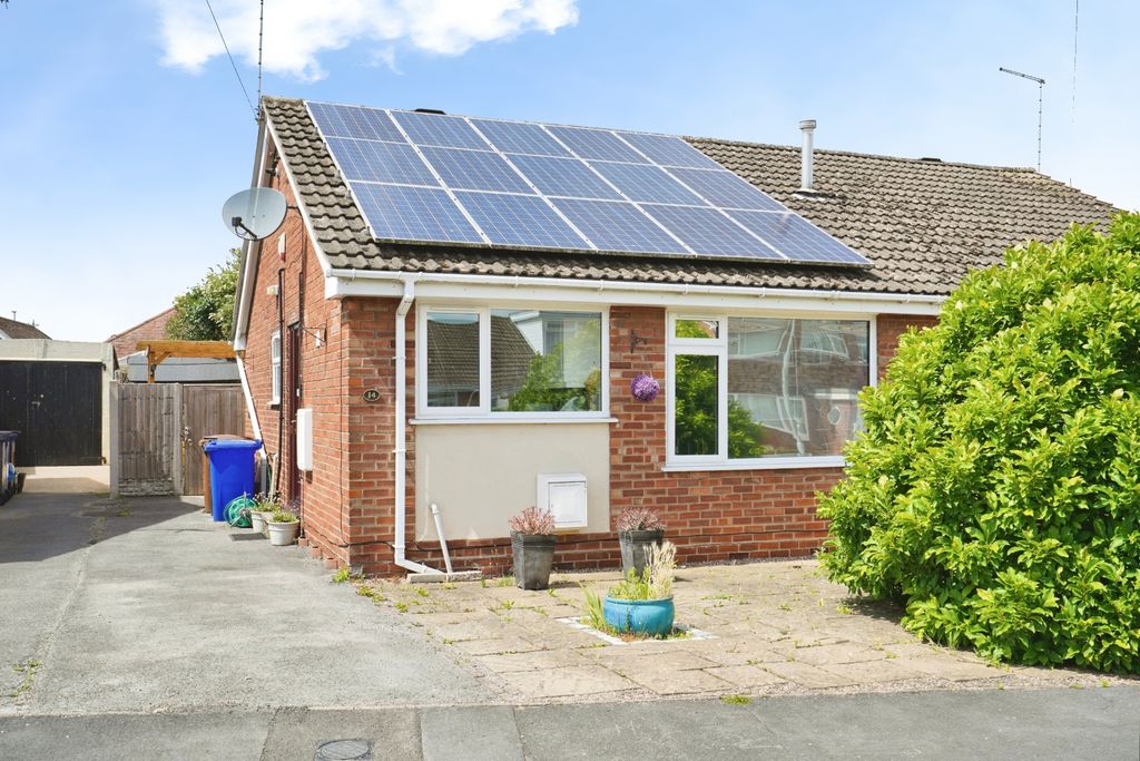 Property photo 2 of 13