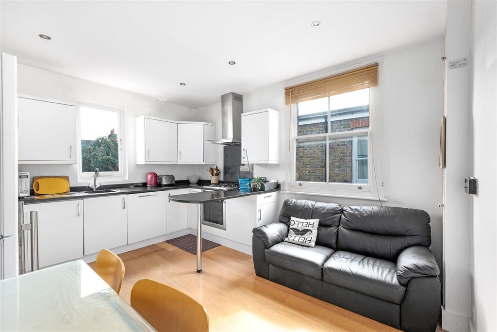 Property photo 2 of 8 Parfrey Street Ph2.Jpg