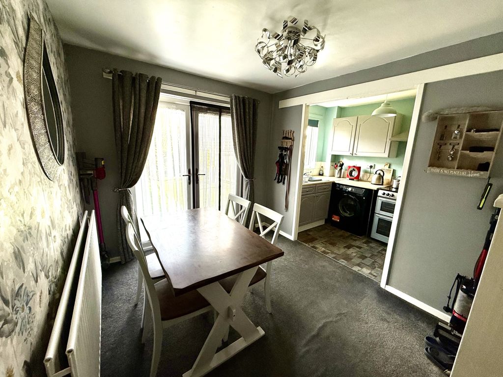 Property photo 3 of 8 Img_7919