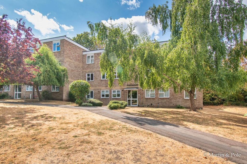 Property photo 1 of 7