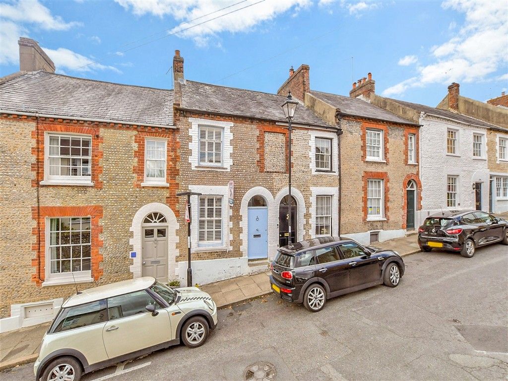 2 bed terraced house for saleKing Street, Arundel, West Sussex BN18