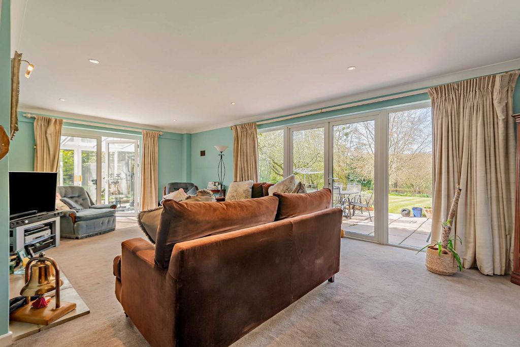 Property photo 3 of 19 Picture No. 20