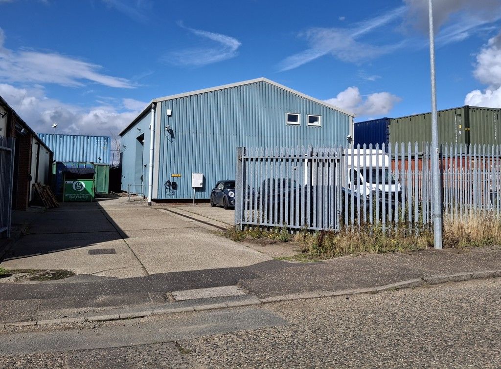 Property photo 1 of 7 Photo 10