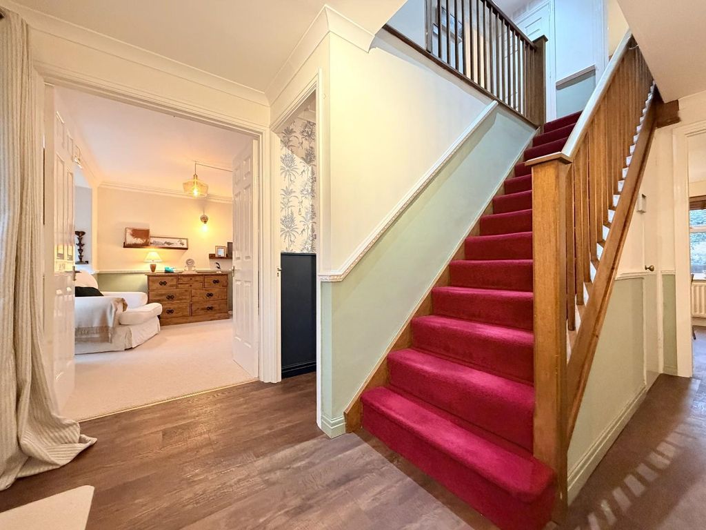 Property photo 3 of 38 Hall