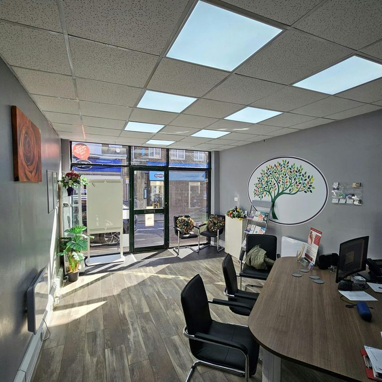 Property photo 2 of 6 32d563Ecbbd9487d998559B9282444ba.Jpg