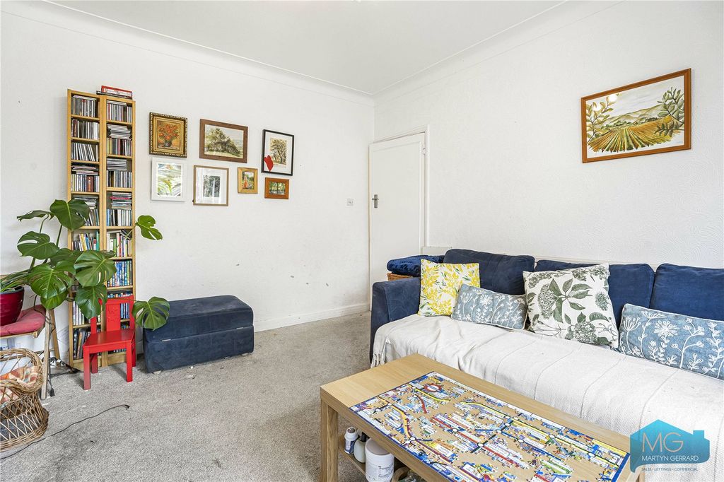 Property photo 3 of 18 Picture No. 18