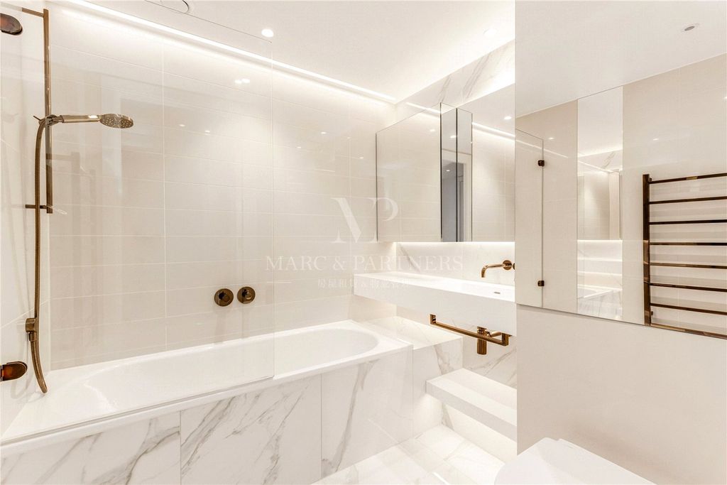 Property photo 2 of 14 Picture No. 06