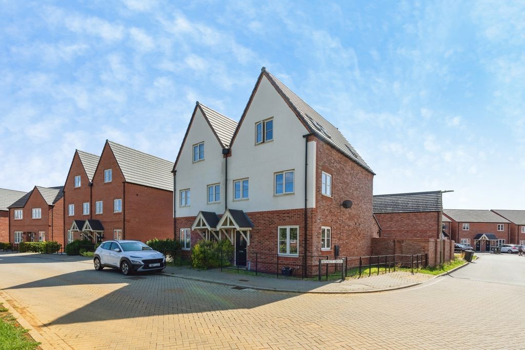 Property photo 1 of 19 Pbox-Img.Jpg