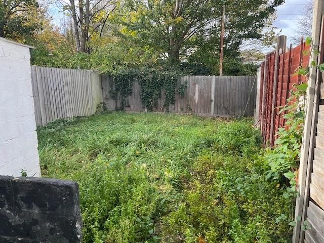 Property photo 2 of 10 32 Rail 1.Jpg