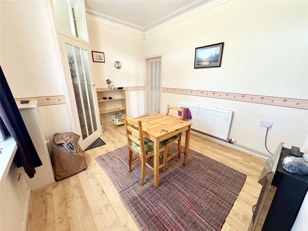 Property photo 3 of 9 Picture No. 11