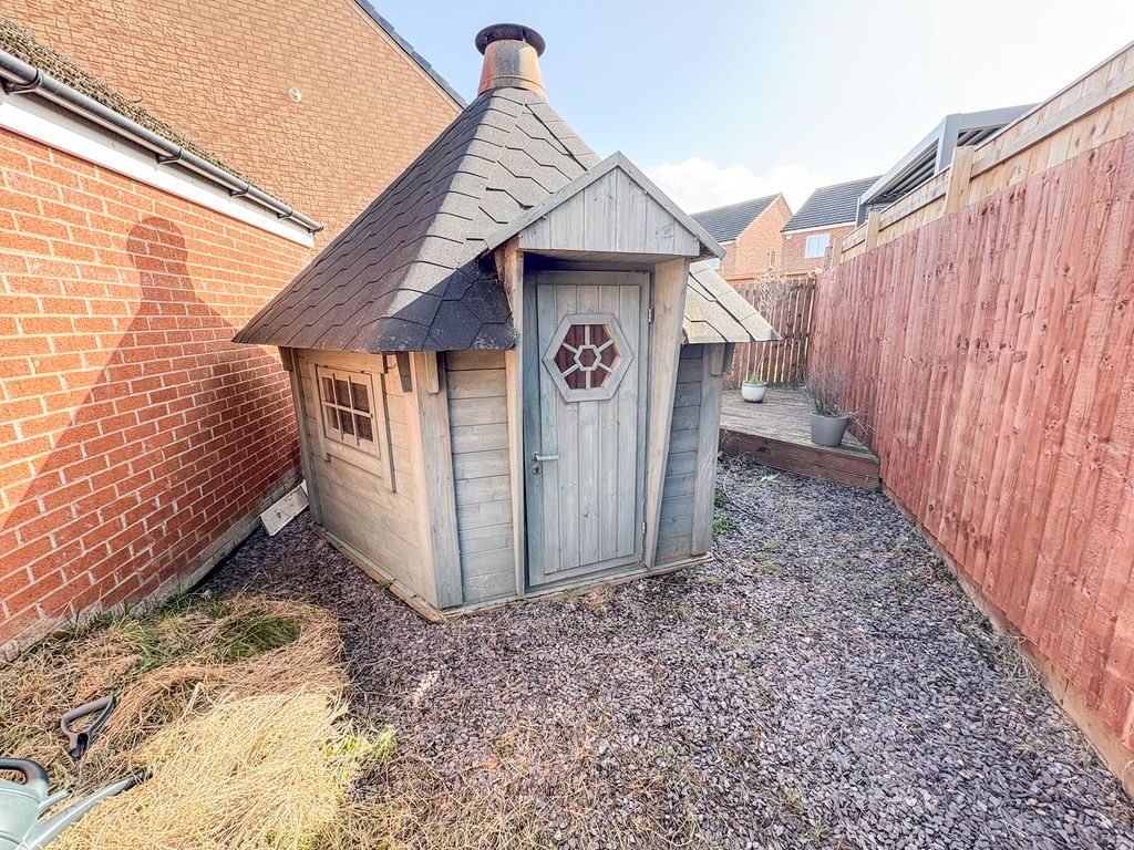 Property photo 3 of 19 Photo 10