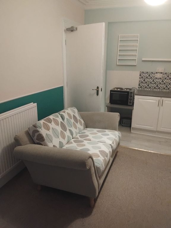 Property photo 2 of 5