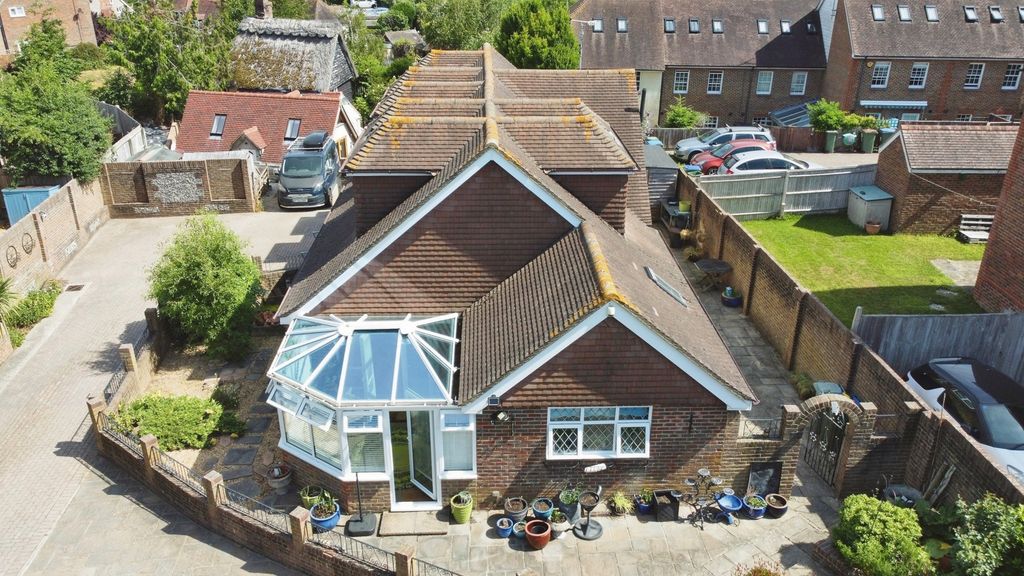 Property photo 3 of 22 Drone