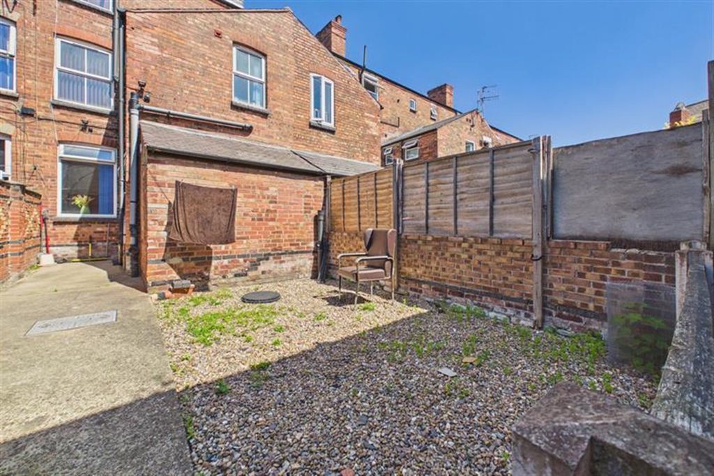 Property photo 1 of 9 (Main)