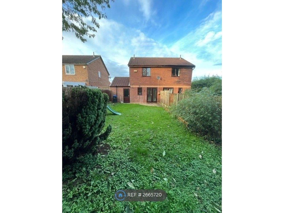 Property photo 2 of 26 Back