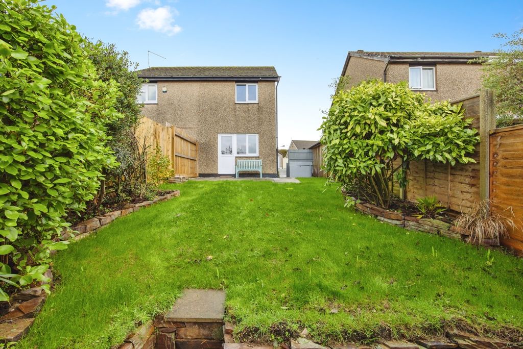 Property photo 3 of 16 Photo