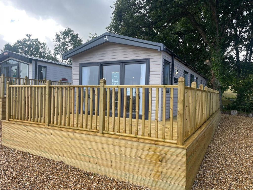 Property photo 1 of 9 Main Photo