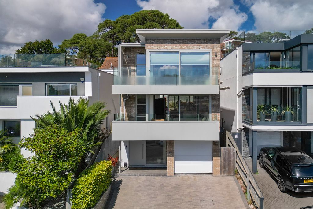 Property photo 1 of 20 Dji_0958