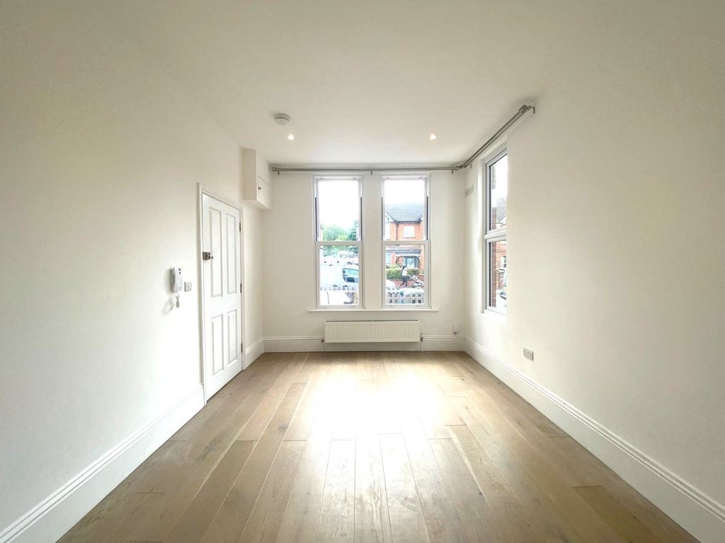 Property photo 2 of 10 4202564