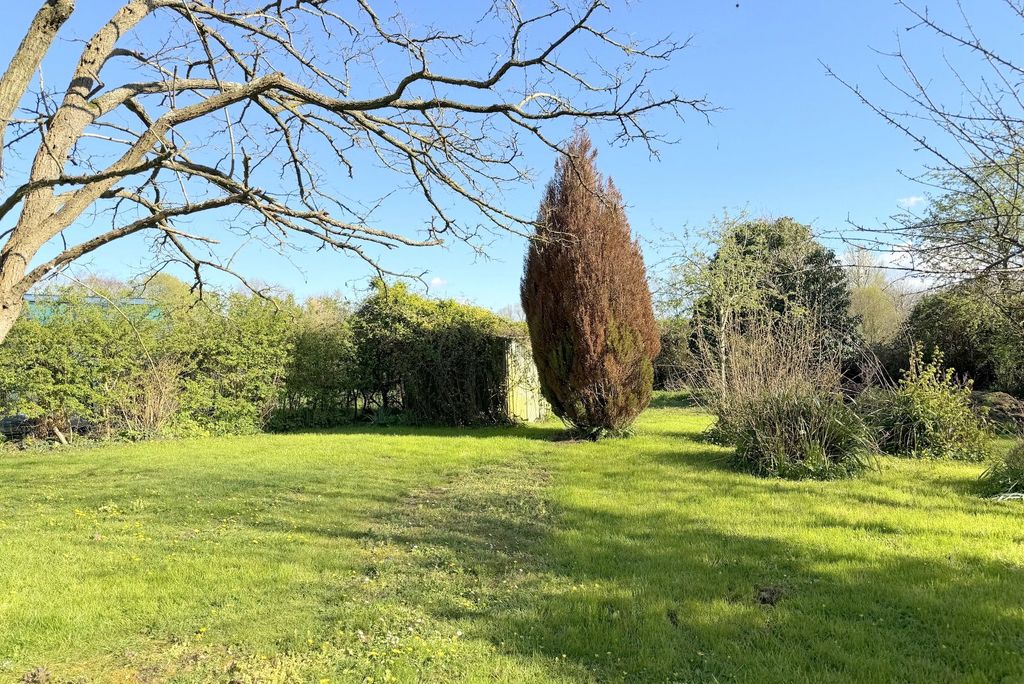 Property photo 3 of 20 Picture No. 06