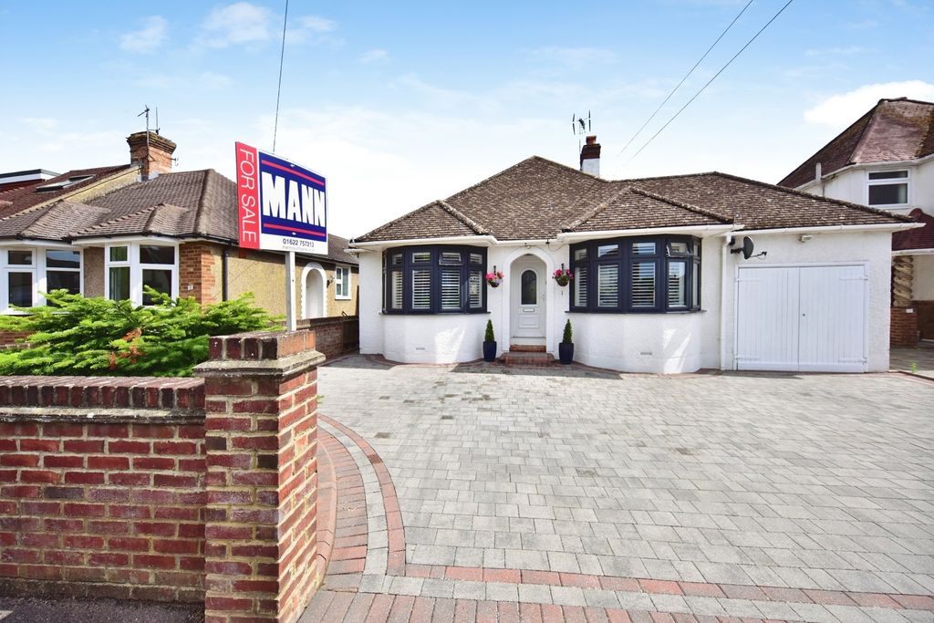 Property photo 1 of 20 Pbox-Img.Jpg