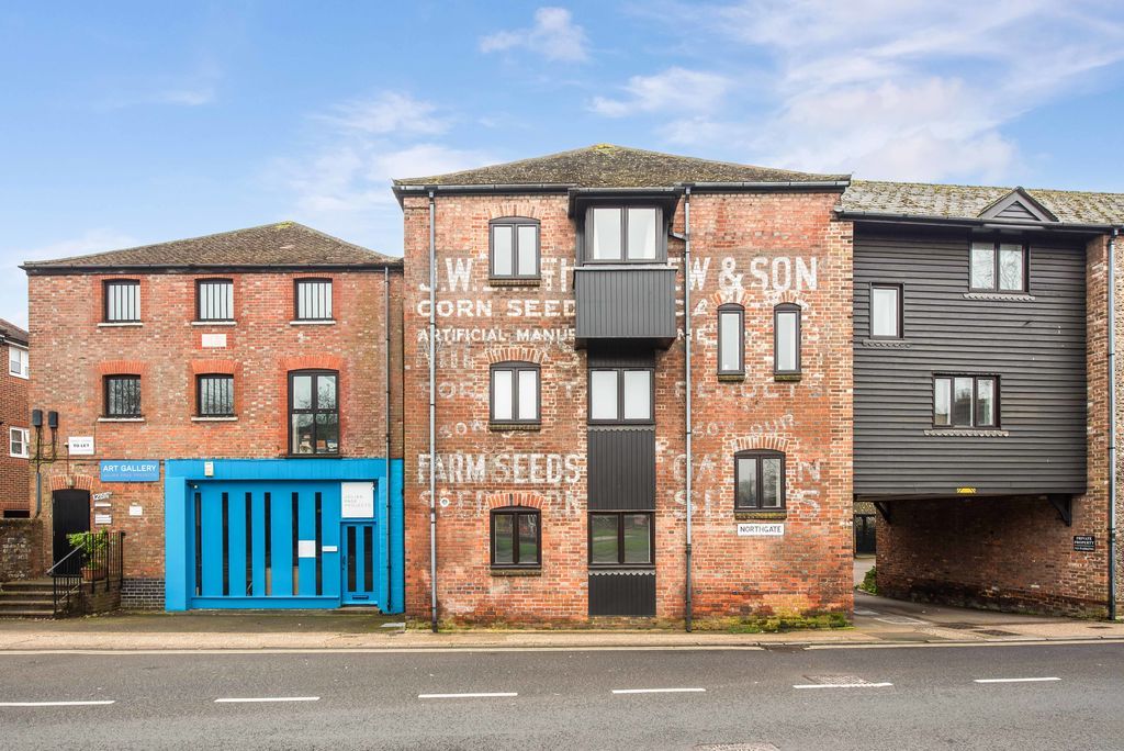 Property photo 2 of 22 Photo 22