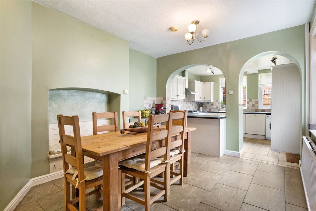 Property photo 3 of 33 Picture No. 31