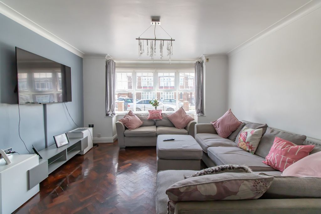 Property photo 2 of 23 Image 2