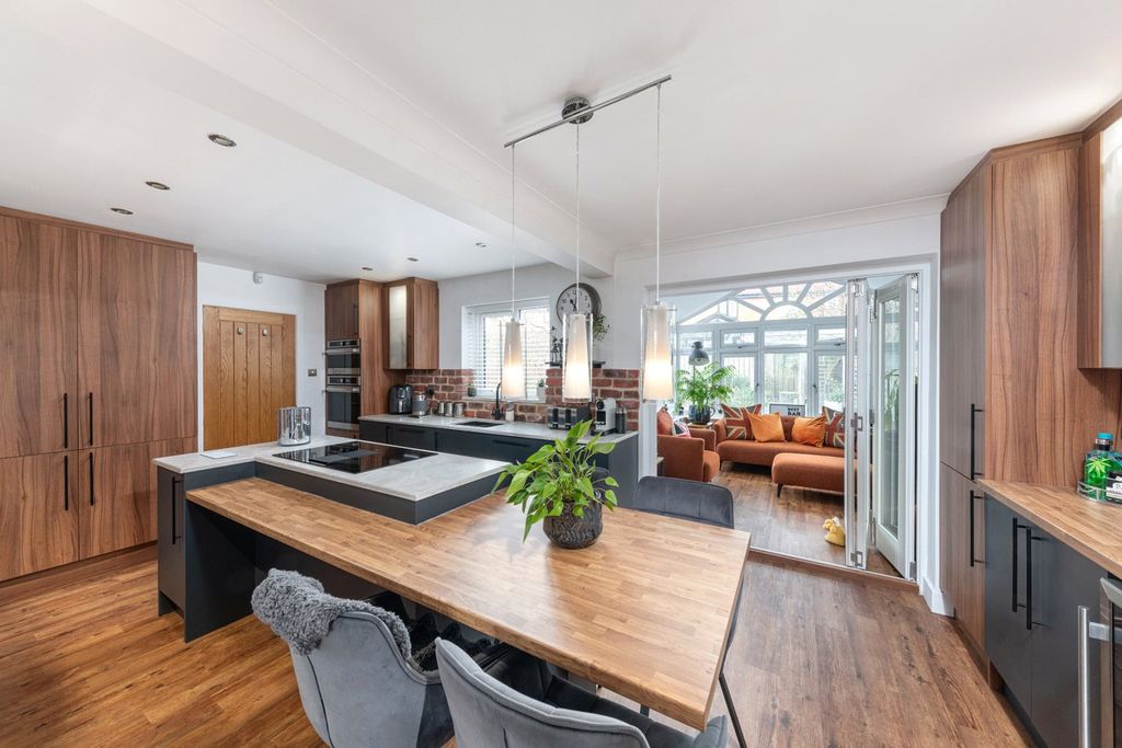 Property photo 2 of 15 Picture No. 03