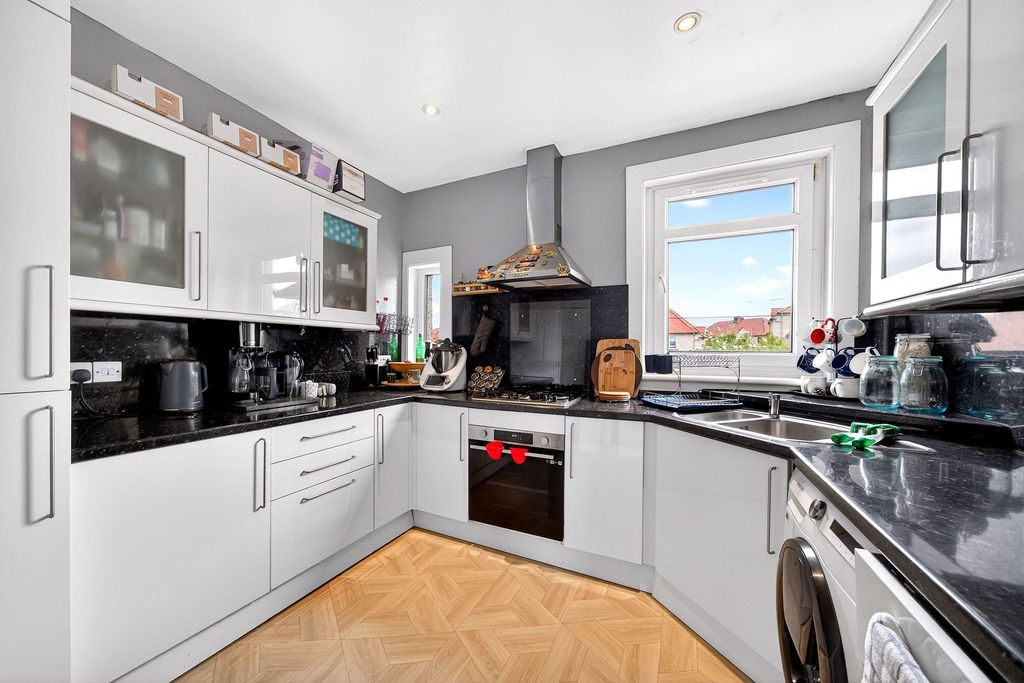 Additional image 11 of 3 bed flat for saleMansfield Road, Newtongrange EH22