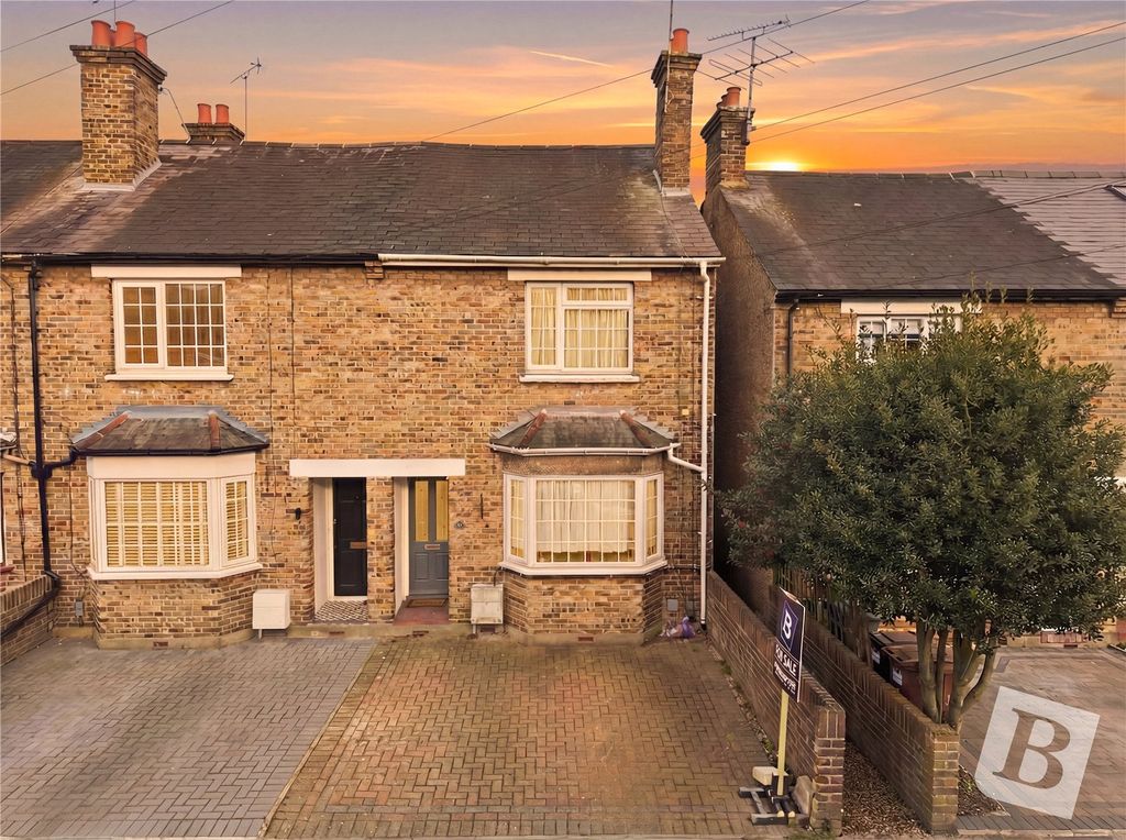 Property photo 1 of 18 Twilight Edit