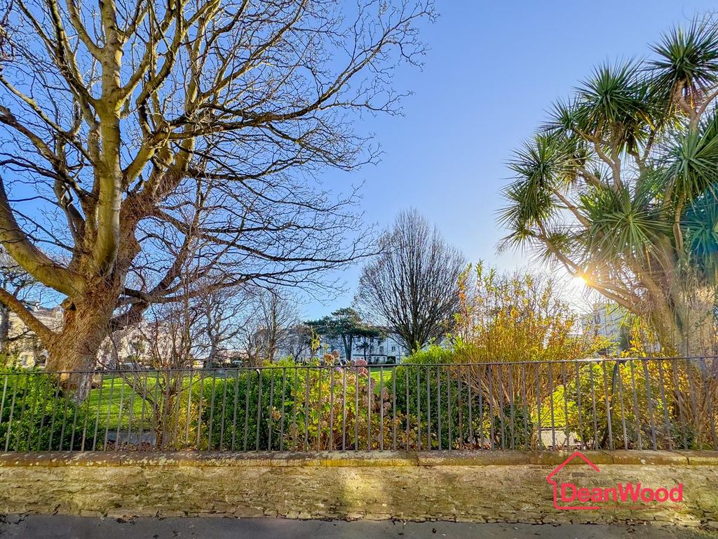 Property photo 3 of 44 Untitled-109.Jpg