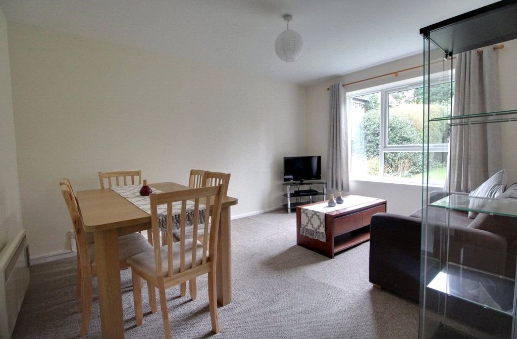Property photo 3 of 7 Picture No. 12