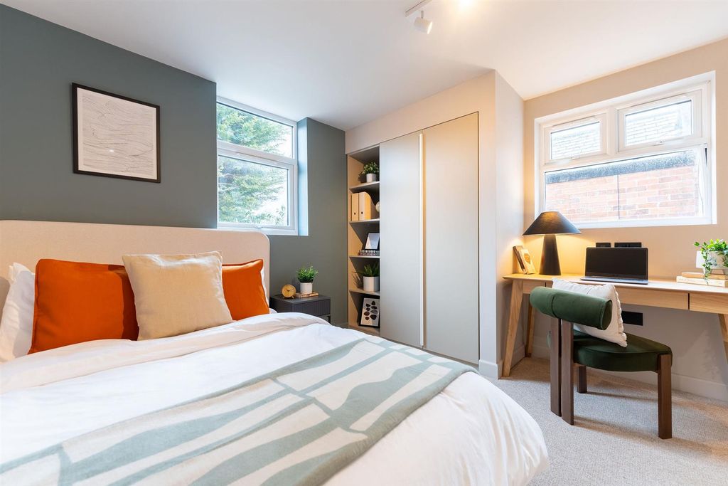 Property photo 1 of 3 Bedroom (1)