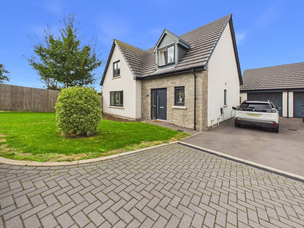 Property photo 1 of 35