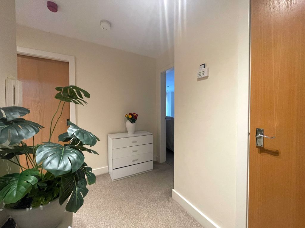 Property photo 3 of 10 Picture No. 20