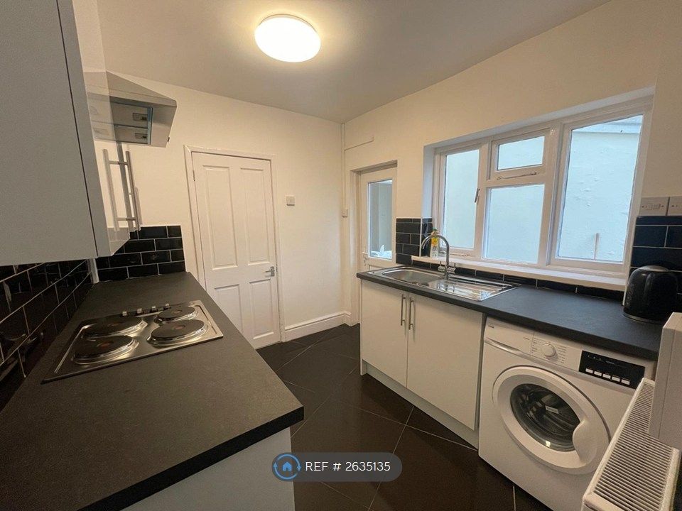 Property photo 3 of 8