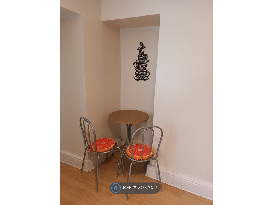 Property photo 2 of 9 Dining Area