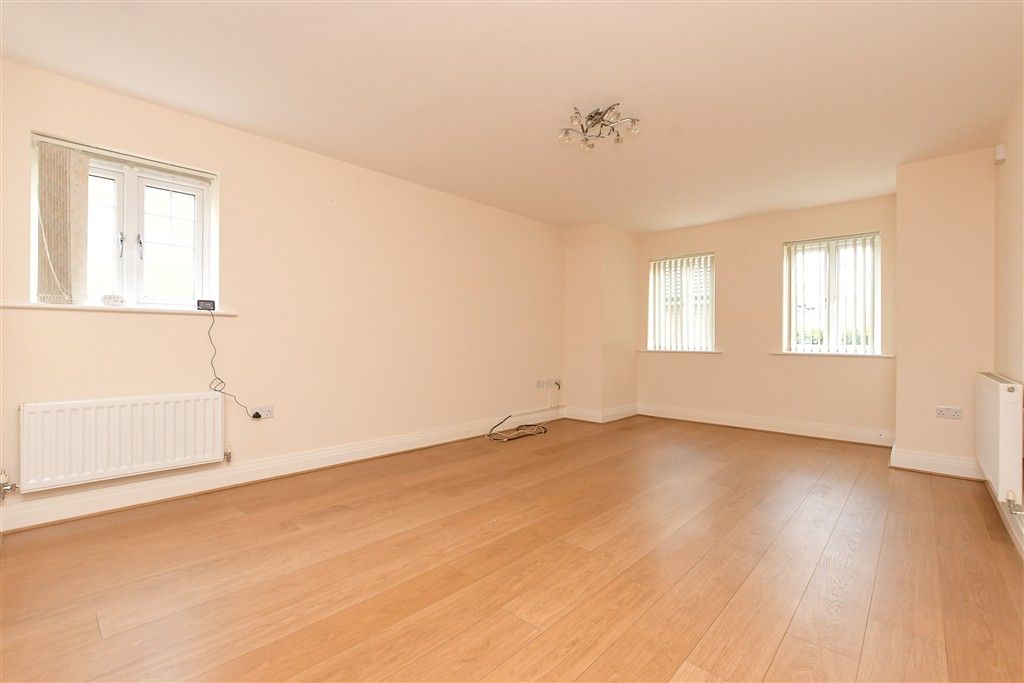 Property photo 2 of 13 Lounge/Diner