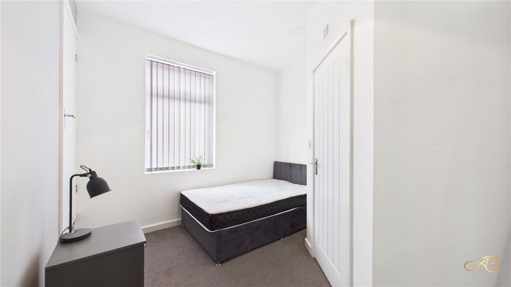 Property photo 1 of 3 Picture No. 02
