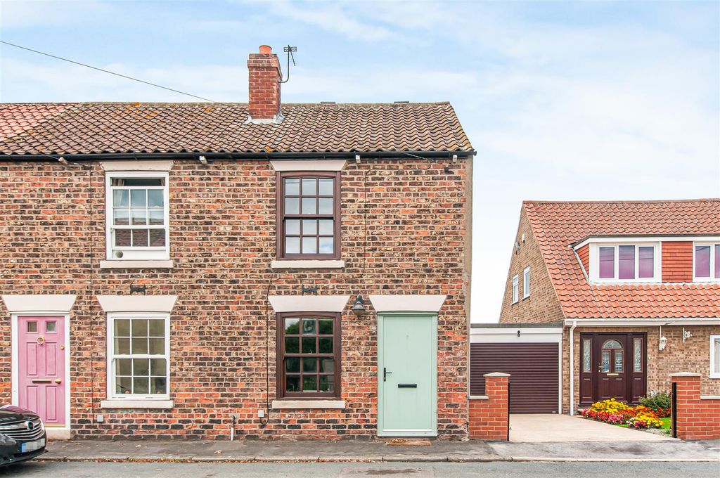 Property photo 1 of 13 1