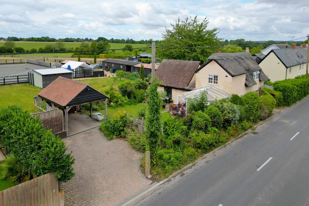 Property photo 2 of 26 4338482